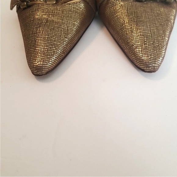 MANOLO BLAHNIK Gold Cracked Leather Print Slingback Heels 38.5/8.5 - Picture 8 of 11